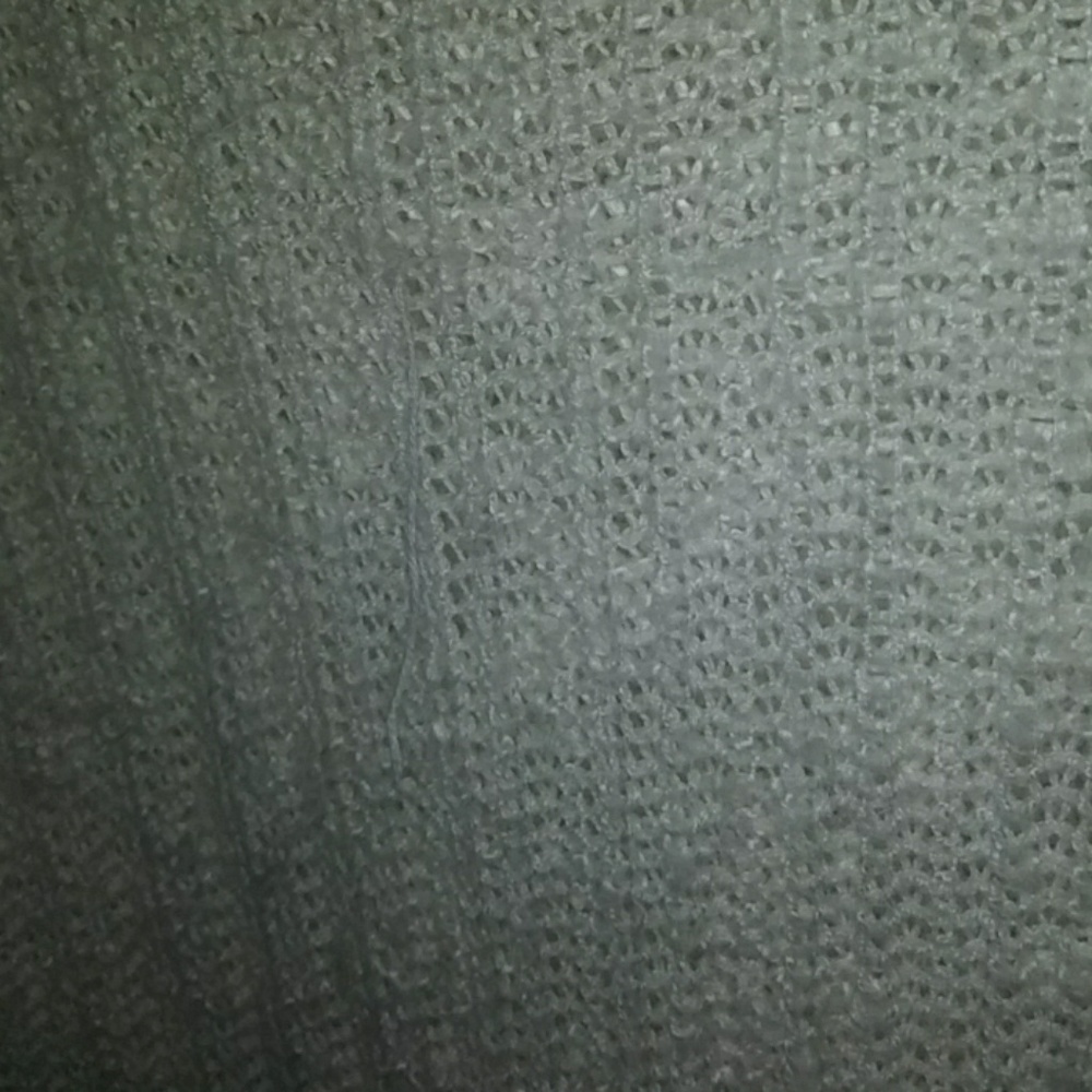 Ivory Pullover - Picture 2 of 2
